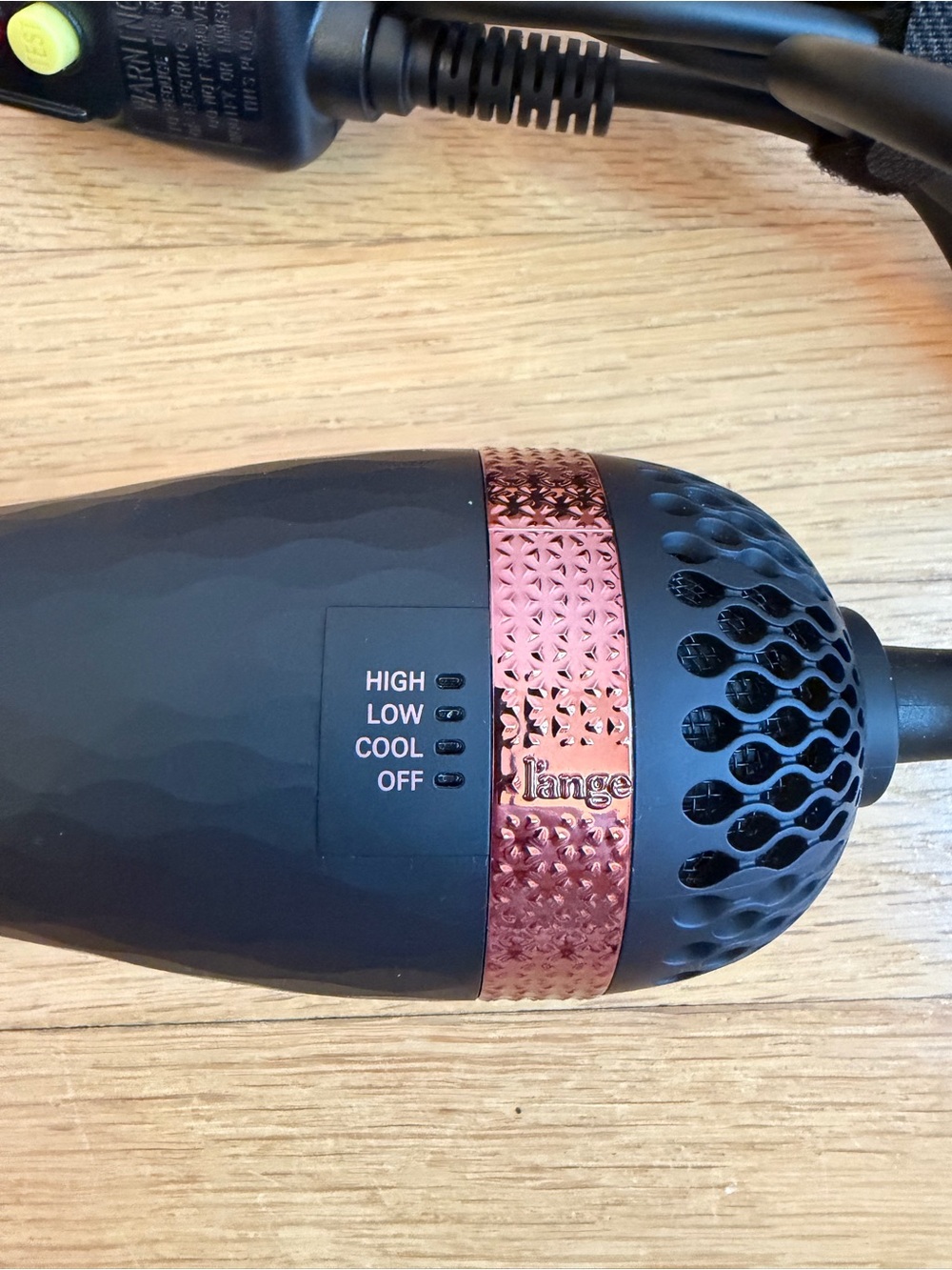 L'ange - Le Volume 2 in 1 Titanium Brush Dryer 60mm, Black - Picture 12 of 12